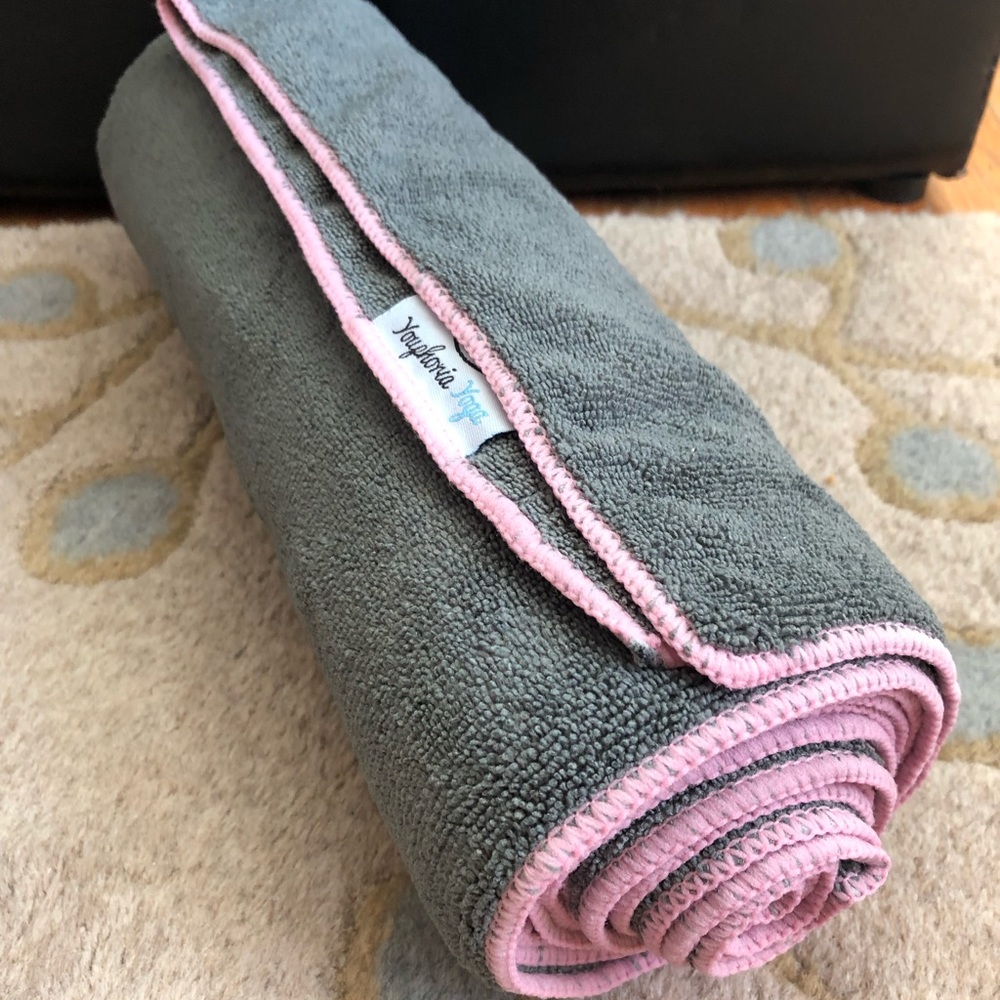 Youphoria Yoga towel - pink trim